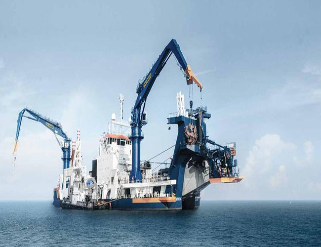 Deic Crane.jpg Long Cruach Teileascópach Ciorclach Hiodrálach 2.5t 22m 2.5t 22m Hydraulic Knuckle Telescopic Boom Crane Marine Ship Deck Crane.jpg