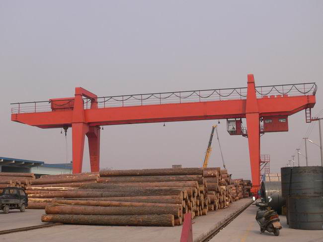 Déantóirí Crane Gantry Gantry Double Beam Gairmiúla Uae